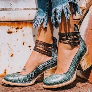 Freebird Randi Turquoise Croco Size 7